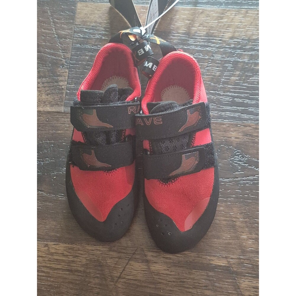 Climb X Rave Climbing Shoes Rave Racing Red  kids US 3 NWT